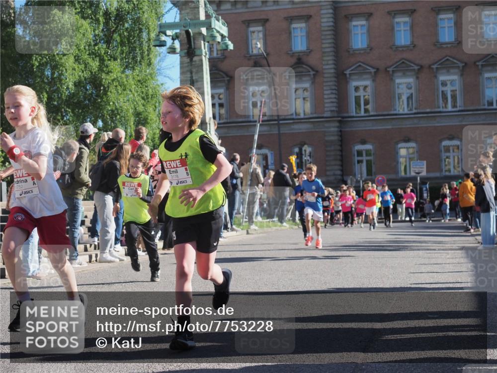 25.04.2025 - Das Zehntel KatJ http://msf.ph/oto/7753228 26.04.2025 08:51:11 Laufen 1752, 3178 meine-sportfotos.de