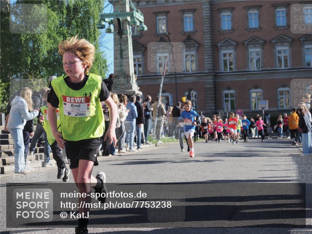 25.04.2025 - Das Zehntel KatJ http://msf.ph/oto/7753238 26.04.2025 08:51:11 Laufen 3178 meine-sportfotos.de