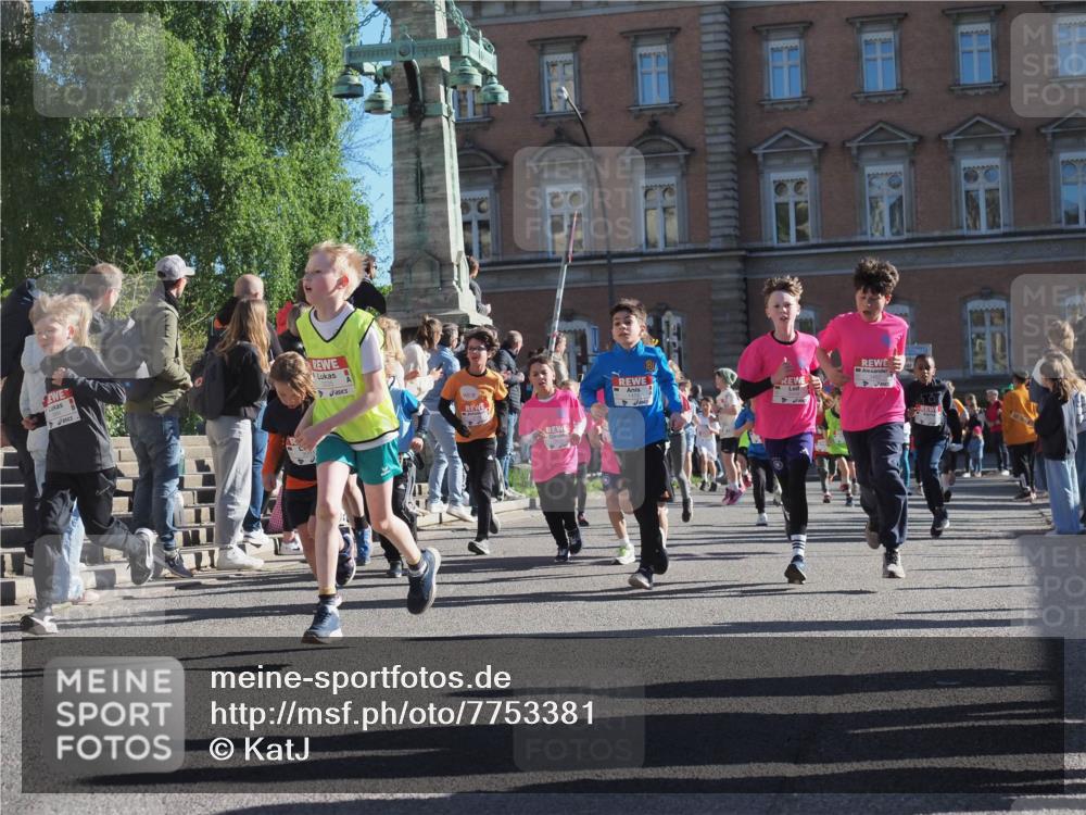 25.04.2025 - Das Zehntel KatJ http://msf.ph/oto/7753381 26.04.2025 08:51:18 Laufen  meine-sportfotos.de