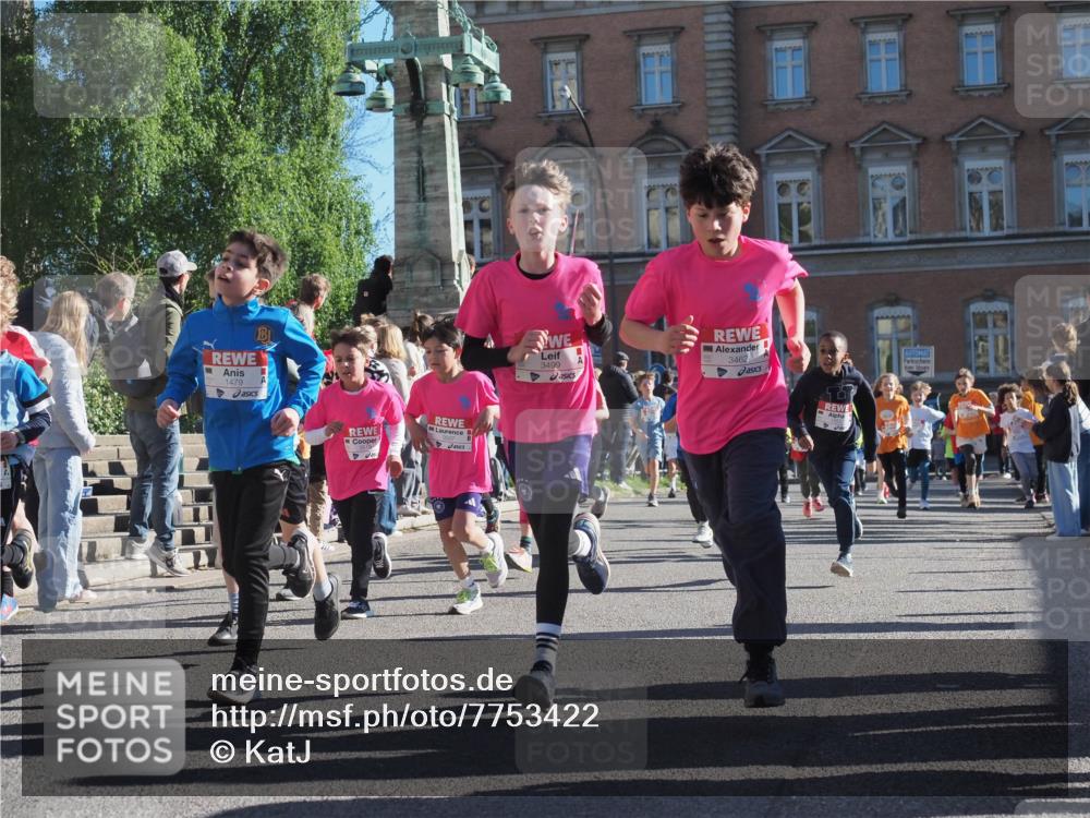 25.04.2025 - Das Zehntel KatJ http://msf.ph/oto/7753422 26.04.2025 08:51:19 Laufen 1479, 3499, 3462 meine-sportfotos.de