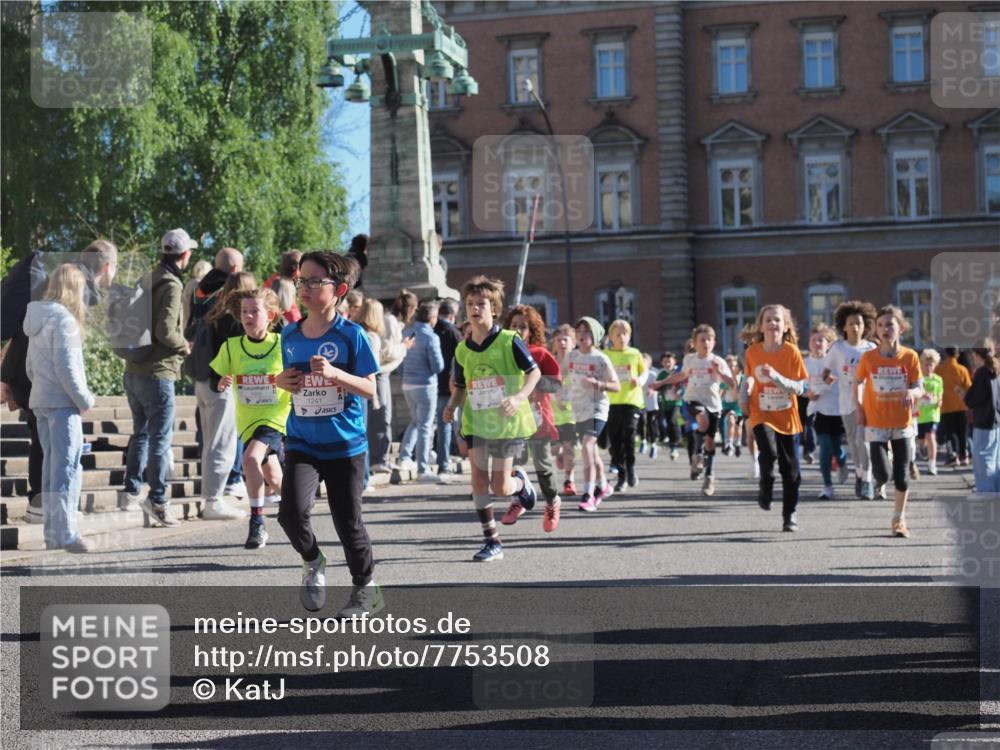 25.04.2025 - Das Zehntel KatJ http://msf.ph/oto/7753508 26.04.2025 08:51:22 Laufen 1241 meine-sportfotos.de