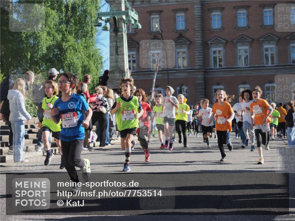 25.04.2025 - Das Zehntel KatJ http://msf.ph/oto/7753514 26.04.2025 08:51:22 Laufen 1241 meine-sportfotos.de