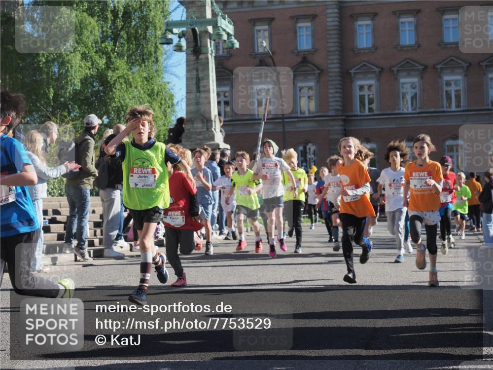 25.04.2025 - Das Zehntel KatJ http://msf.ph/oto/7753529 26.04.2025 08:51:23 Laufen 3592 meine-sportfotos.de