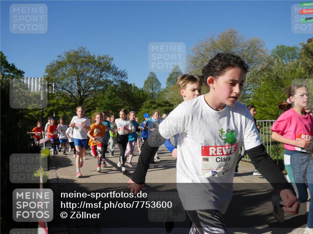25.04.2025 - Das Zehntel Zöllner http://msf.ph/oto/7753600 26.04.2025 08:44:31 Laufen 2345 meine-sportfotos.de