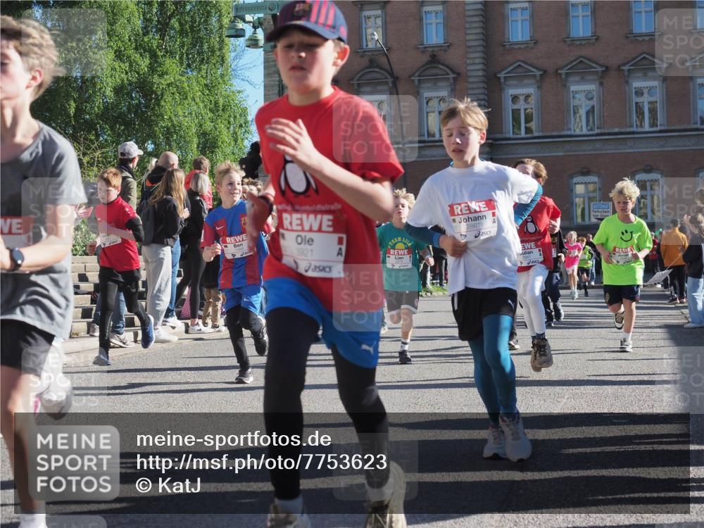 25.04.2025 - Das Zehntel KatJ http://msf.ph/oto/7753623 26.04.2025 08:51:26 Laufen 1568, 3921, 2861 meine-sportfotos.de