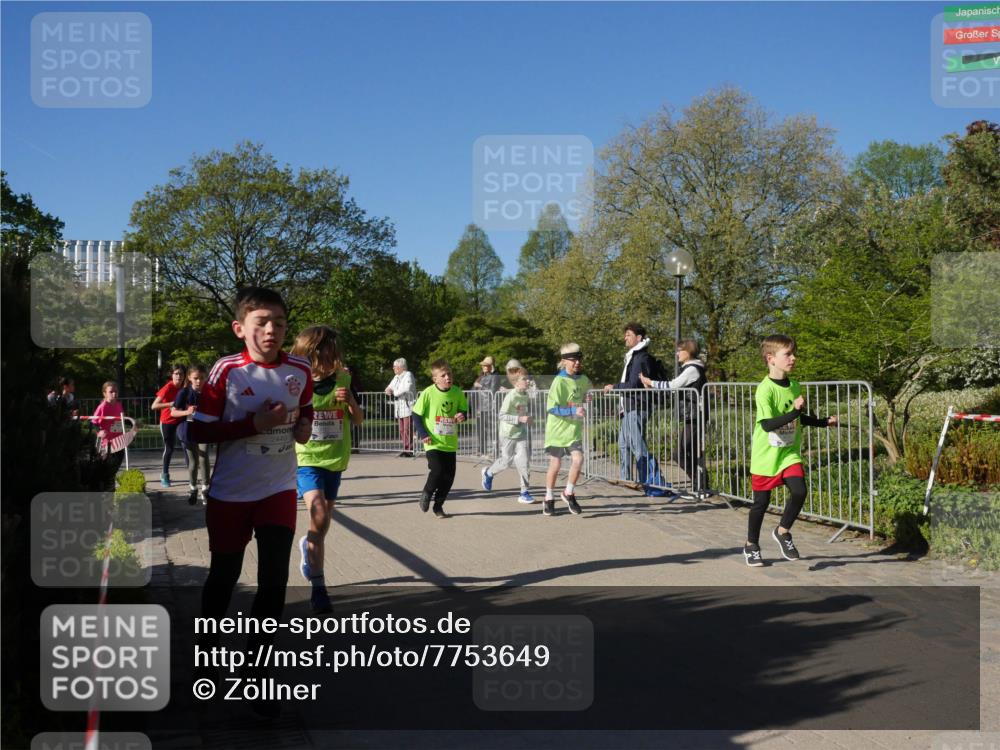 25.04.2025 - Das Zehntel Zöllner http://msf.ph/oto/7753649 26.04.2025 08:44:35 Laufen 2449 meine-sportfotos.de