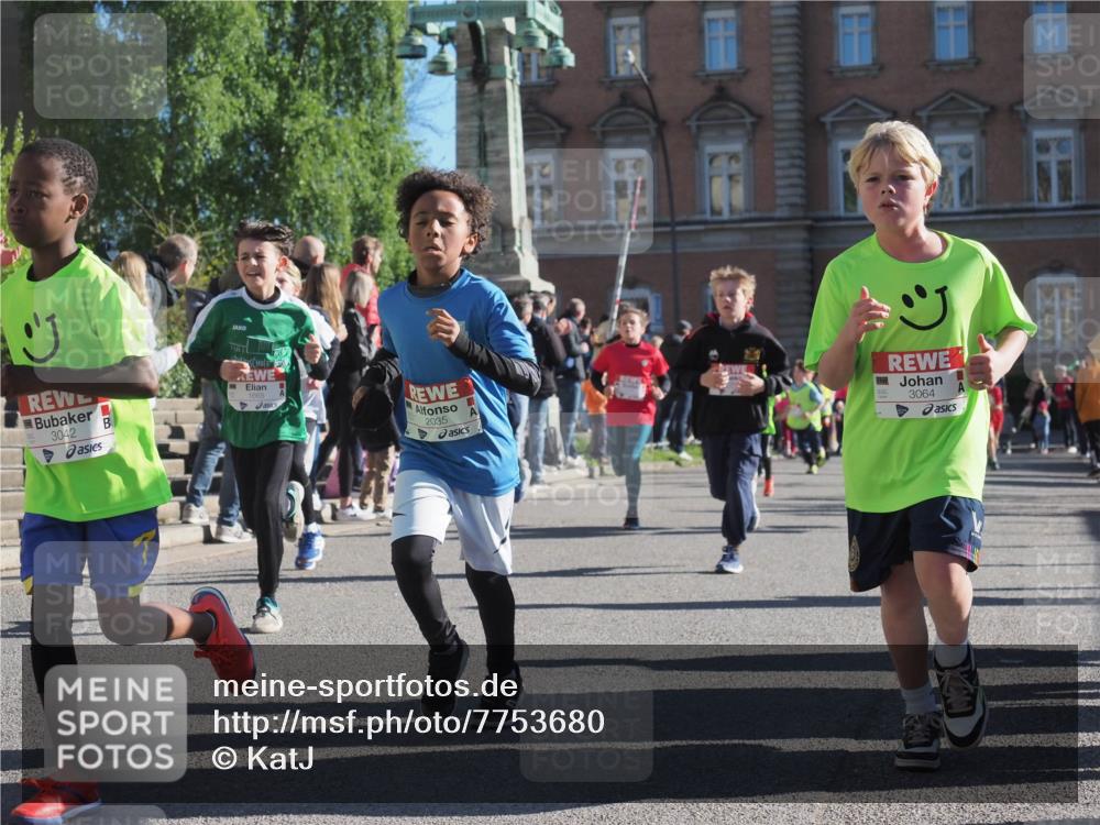 25.04.2025 - Das Zehntel KatJ http://msf.ph/oto/7753680 26.04.2025 08:51:28 Laufen 3042, 2035, 3064 meine-sportfotos.de