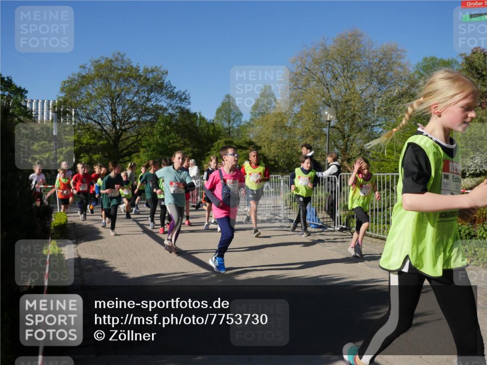 25.04.2025 - Das Zehntel Zöllner http://msf.ph/oto/7753730 26.04.2025 08:44:42 Laufen  meine-sportfotos.de