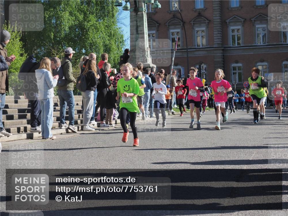 25.04.2025 - Das Zehntel KatJ http://msf.ph/oto/7753761 26.04.2025 08:51:31 Laufen  meine-sportfotos.de