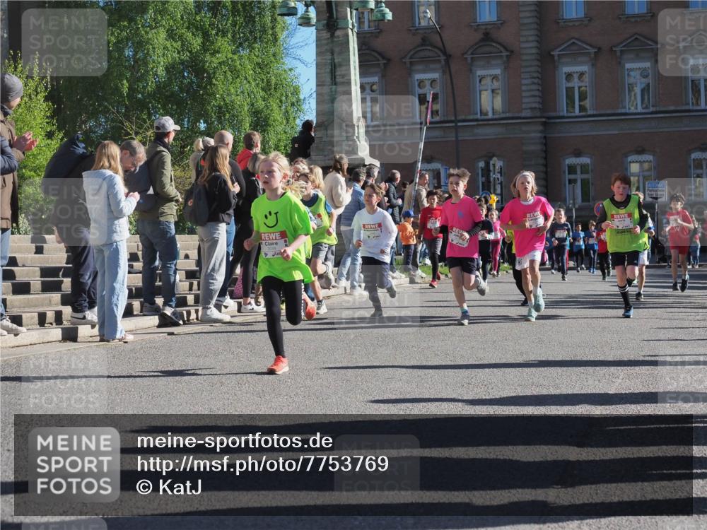 25.04.2025 - Das Zehntel KatJ http://msf.ph/oto/7753769 26.04.2025 08:51:31 Laufen  meine-sportfotos.de