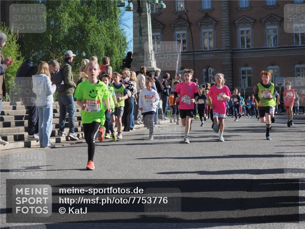 25.04.2025 - Das Zehntel KatJ http://msf.ph/oto/7753776 26.04.2025 08:51:32 Laufen 3038 meine-sportfotos.de