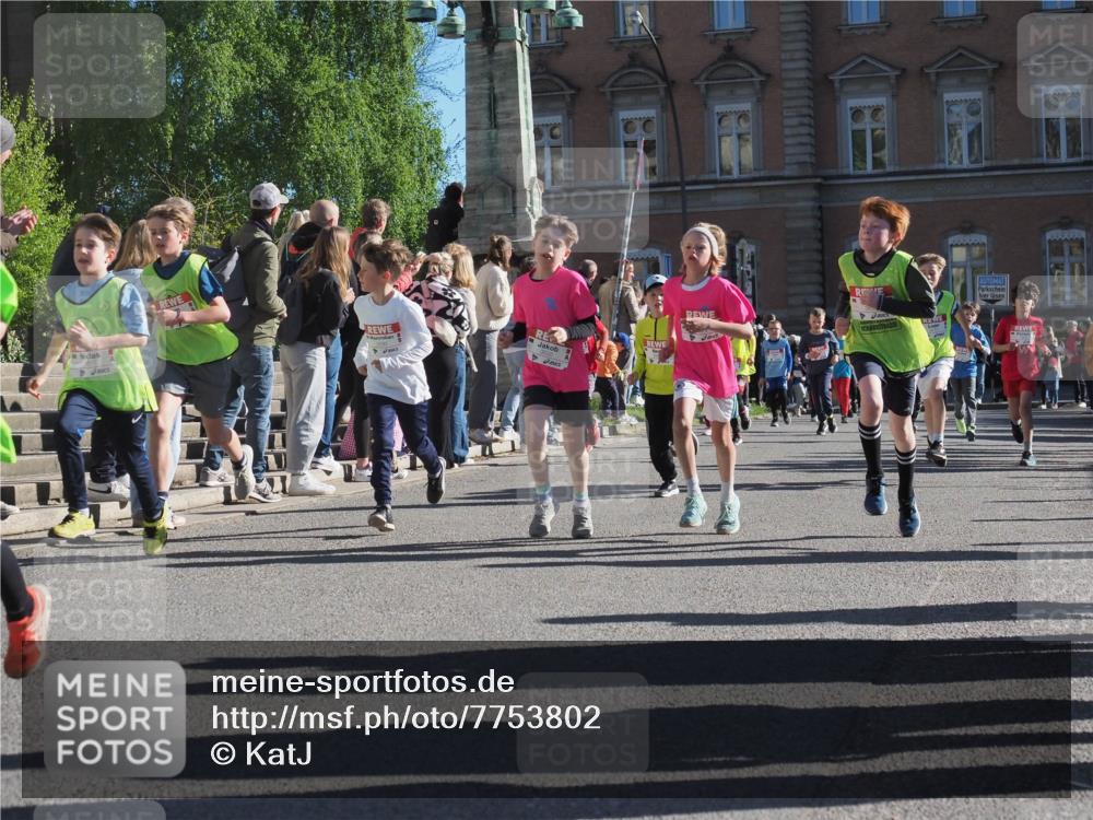 25.04.2025 - Das Zehntel KatJ http://msf.ph/oto/7753802 26.04.2025 08:51:32 Laufen  meine-sportfotos.de