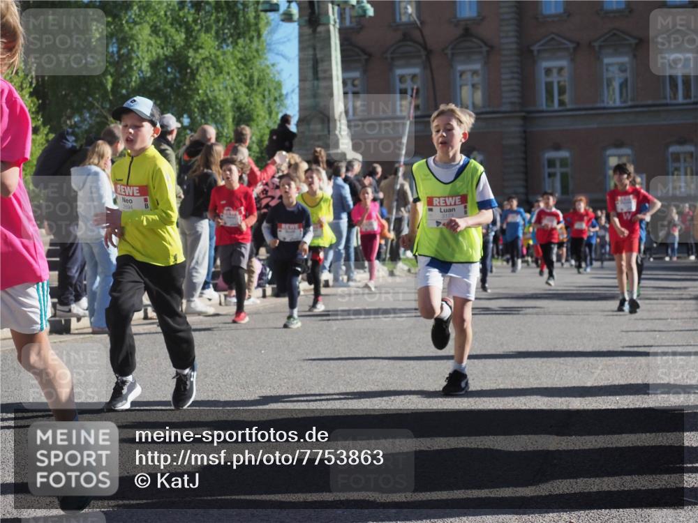 25.04.2025 - Das Zehntel KatJ http://msf.ph/oto/7753863 26.04.2025 08:51:35 Laufen 2694, 3173 meine-sportfotos.de