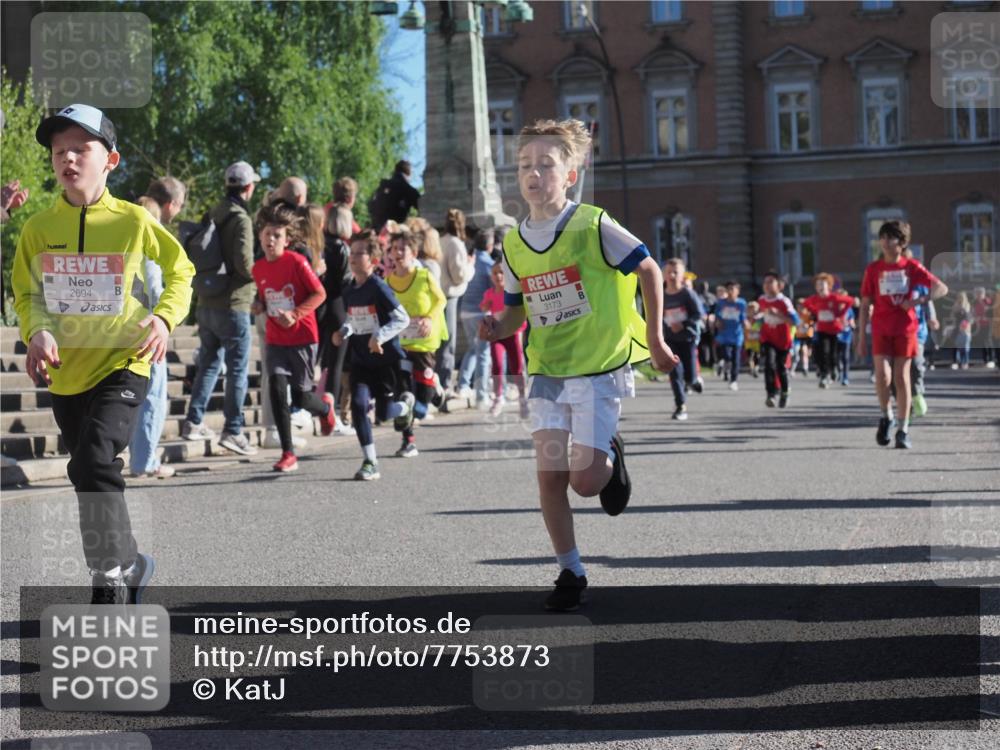 25.04.2025 - Das Zehntel KatJ http://msf.ph/oto/7753873 26.04.2025 08:51:35 Laufen 2694, 3173 meine-sportfotos.de