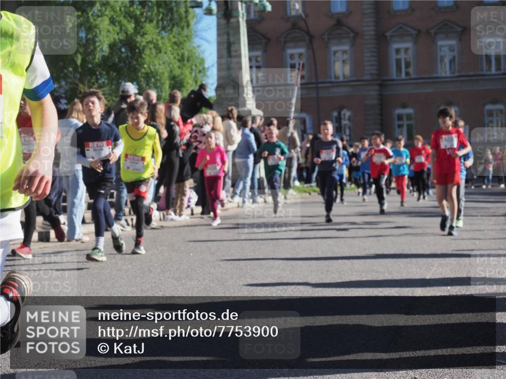 25.04.2025 - Das Zehntel KatJ http://msf.ph/oto/7753900 26.04.2025 08:51:36 Laufen  meine-sportfotos.de