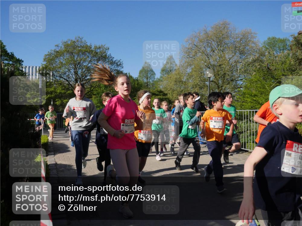 25.04.2025 - Das Zehntel Zöllner http://msf.ph/oto/7753914 26.04.2025 08:45:01 Laufen 3534 meine-sportfotos.de