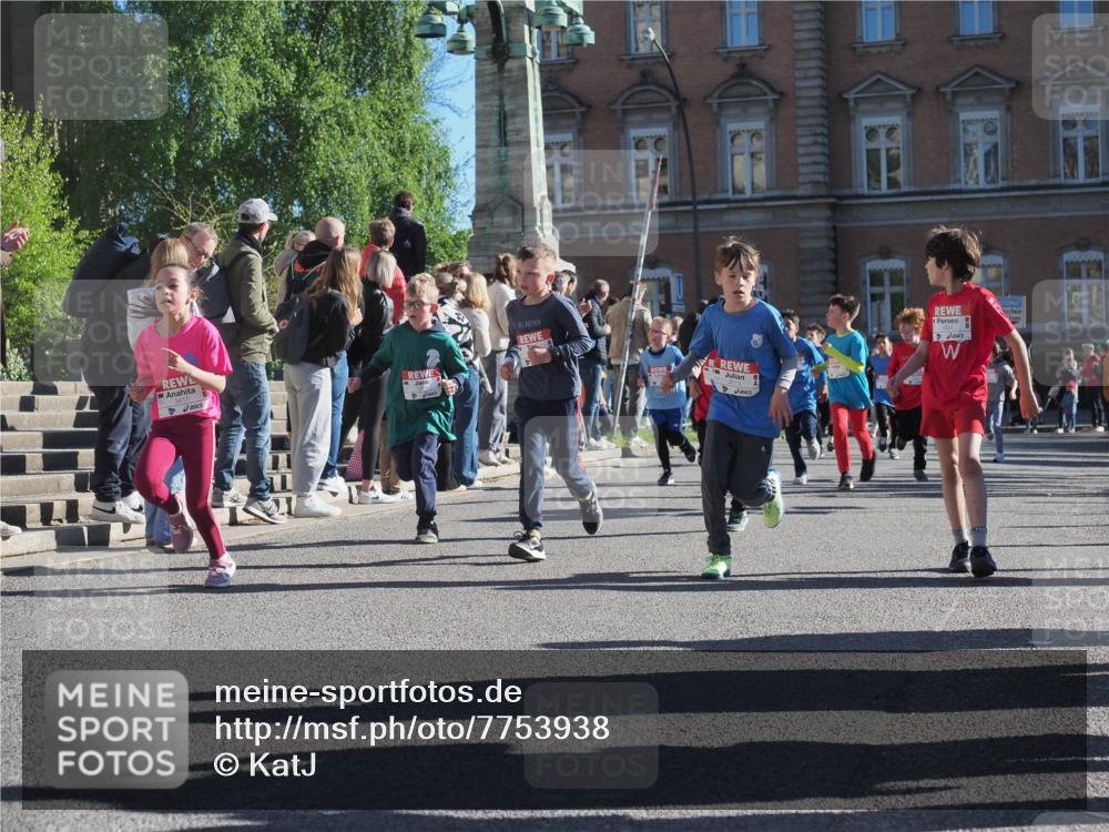 25.04.2025 - Das Zehntel KatJ http://msf.ph/oto/7753938 26.04.2025 08:51:37 Laufen  meine-sportfotos.de