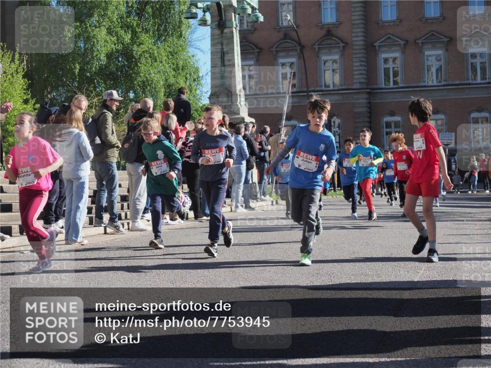 25.04.2025 - Das Zehntel KatJ http://msf.ph/oto/7753945 26.04.2025 08:51:38 Laufen 3411, 2013 meine-sportfotos.de