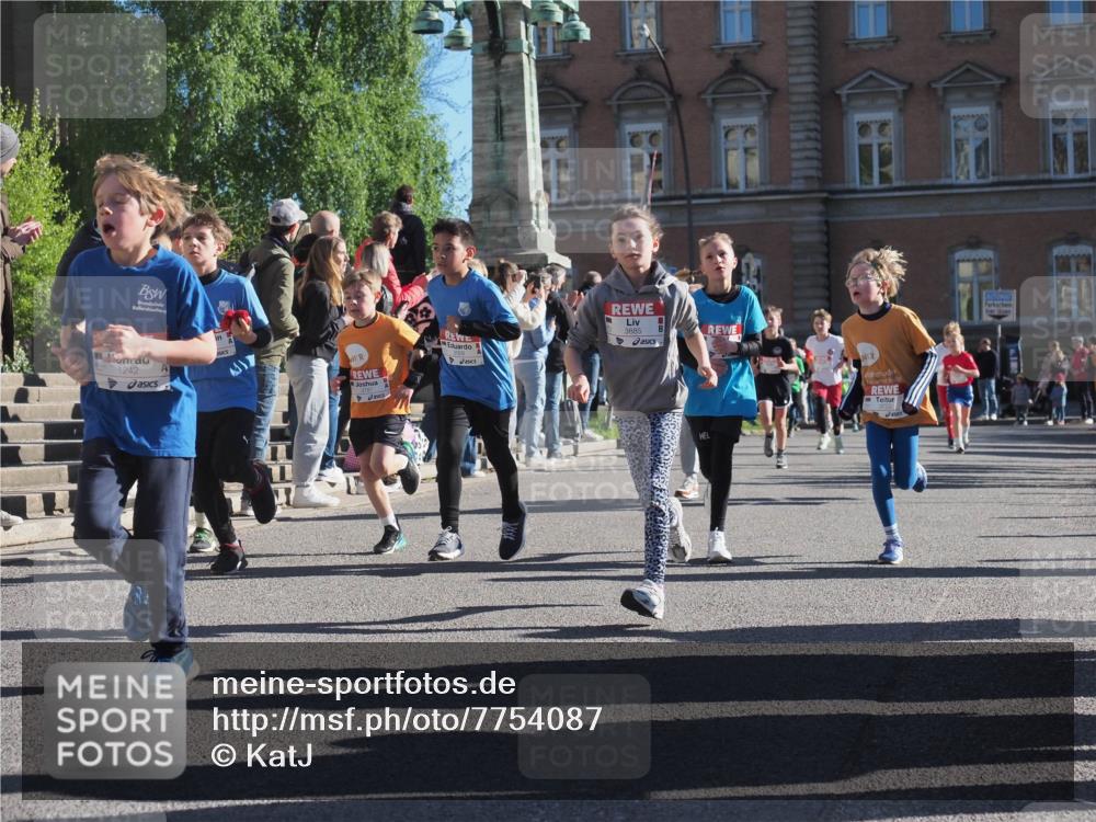 25.04.2025 - Das Zehntel KatJ http://msf.ph/oto/7754087 26.04.2025 08:51:43 Laufen 1242, 3885, 3722 meine-sportfotos.de