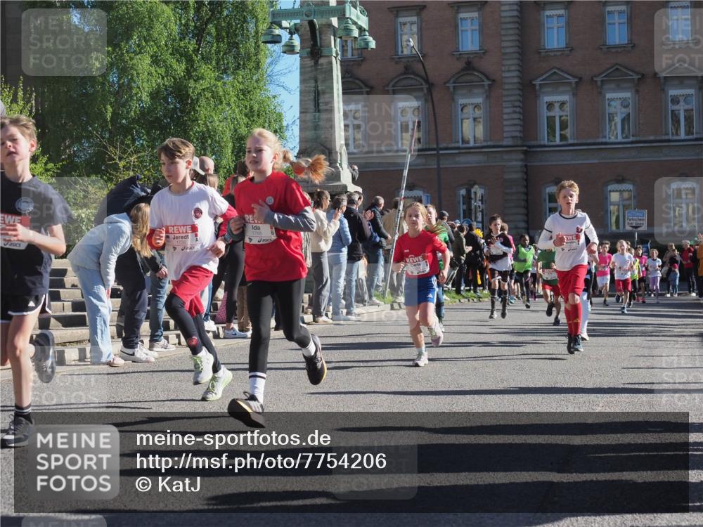 25.04.2025 - Das Zehntel KatJ http://msf.ph/oto/7754206 26.04.2025 08:51:48 Laufen 1768 meine-sportfotos.de