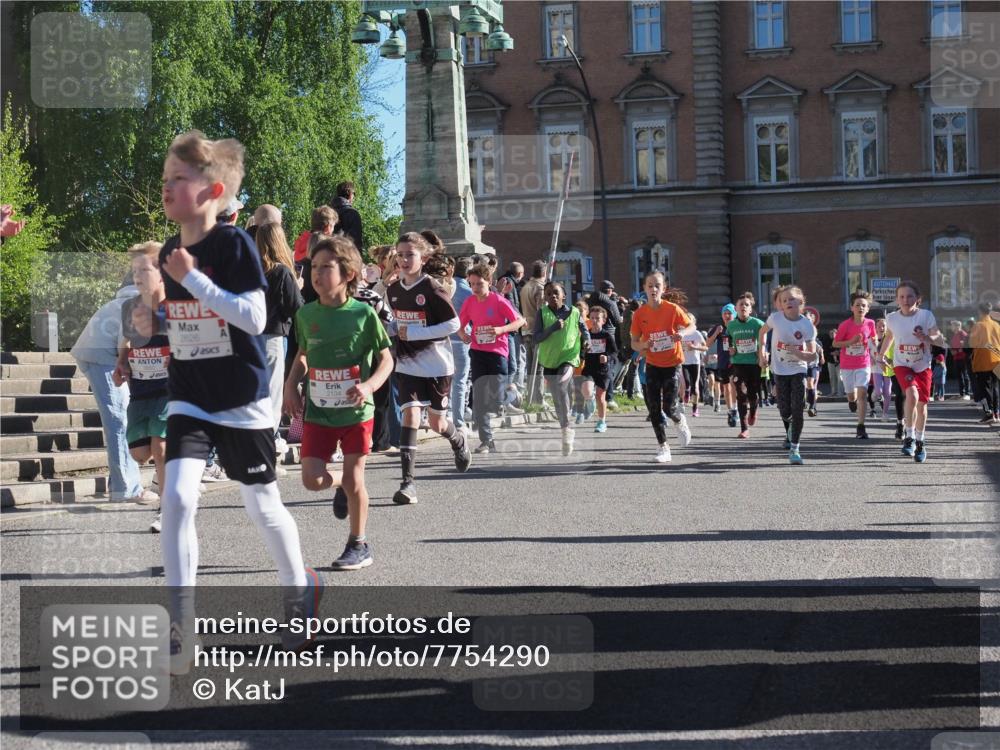 25.04.2025 - Das Zehntel KatJ http://msf.ph/oto/7754290 26.04.2025 08:51:51 Laufen 2626, 2134 meine-sportfotos.de