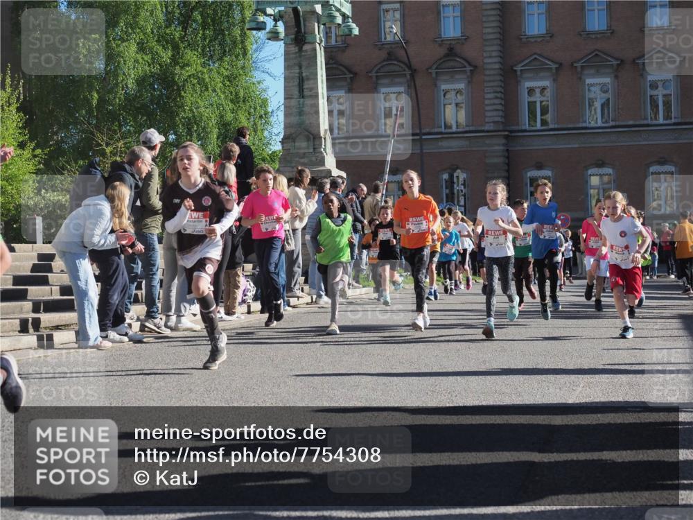 25.04.2025 - Das Zehntel KatJ http://msf.ph/oto/7754308 26.04.2025 08:51:52 Laufen  meine-sportfotos.de