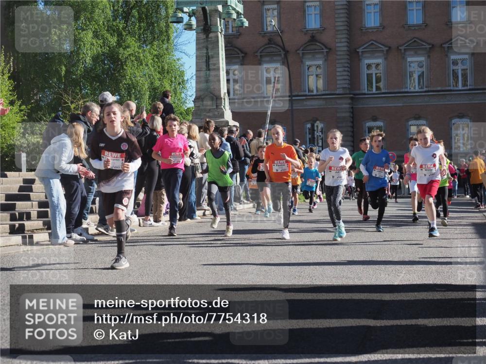 25.04.2025 - Das Zehntel KatJ http://msf.ph/oto/7754318 26.04.2025 08:51:52 Laufen  meine-sportfotos.de