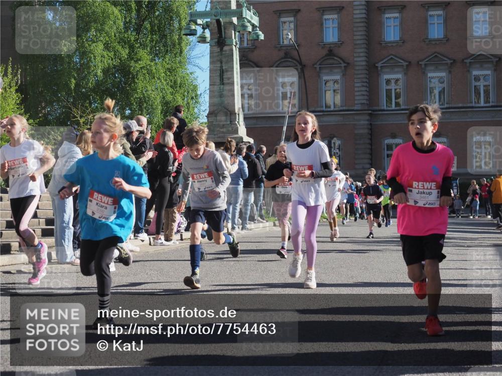 25.04.2025 - Das Zehntel KatJ http://msf.ph/oto/7754463 26.04.2025 08:51:57 Laufen 2092, 3461 meine-sportfotos.de