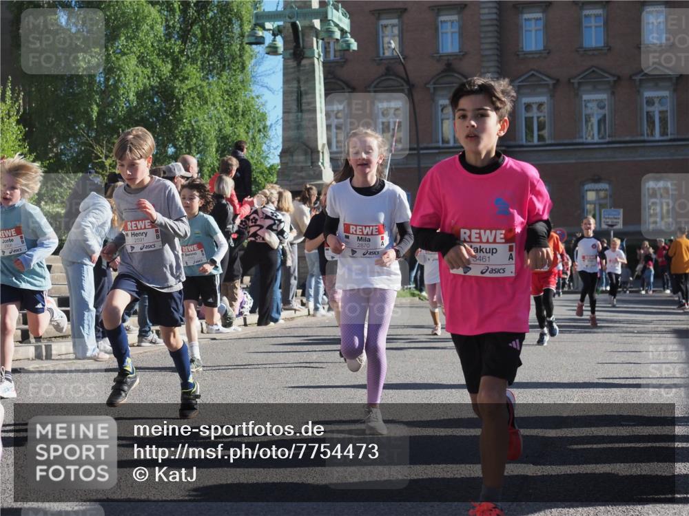 25.04.2025 - Das Zehntel KatJ http://msf.ph/oto/7754473 26.04.2025 08:51:58 Laufen 2908, 2591, 2870, 3461 meine-sportfotos.de