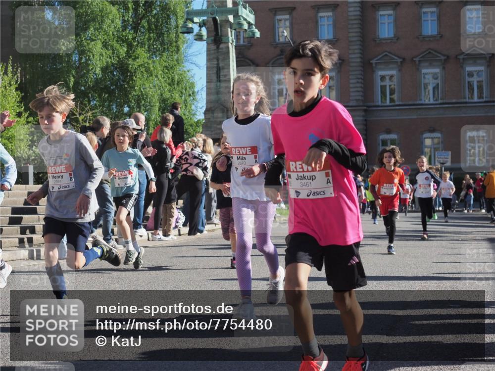 25.04.2025 - Das Zehntel KatJ http://msf.ph/oto/7754480 26.04.2025 08:51:58 Laufen 2591, 2870, 3461 meine-sportfotos.de