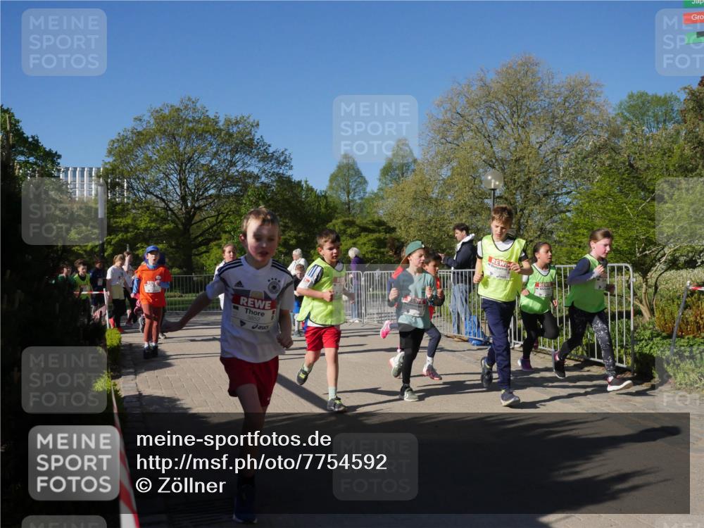 25.04.2025 - Das Zehntel Zöllner http://msf.ph/oto/7754592 26.04.2025 08:46:04 Laufen 3852 meine-sportfotos.de