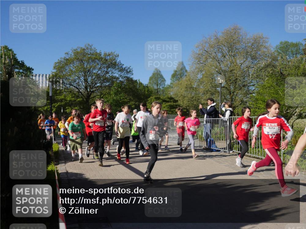 25.04.2025 - Das Zehntel Zöllner http://msf.ph/oto/7754631 26.04.2025 08:46:08 Laufen  meine-sportfotos.de