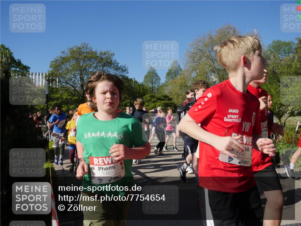 25.04.2025 - Das Zehntel Zöllner http://msf.ph/oto/7754654 26.04.2025 08:46:11 Laufen 1460, 199, 200 meine-sportfotos.de