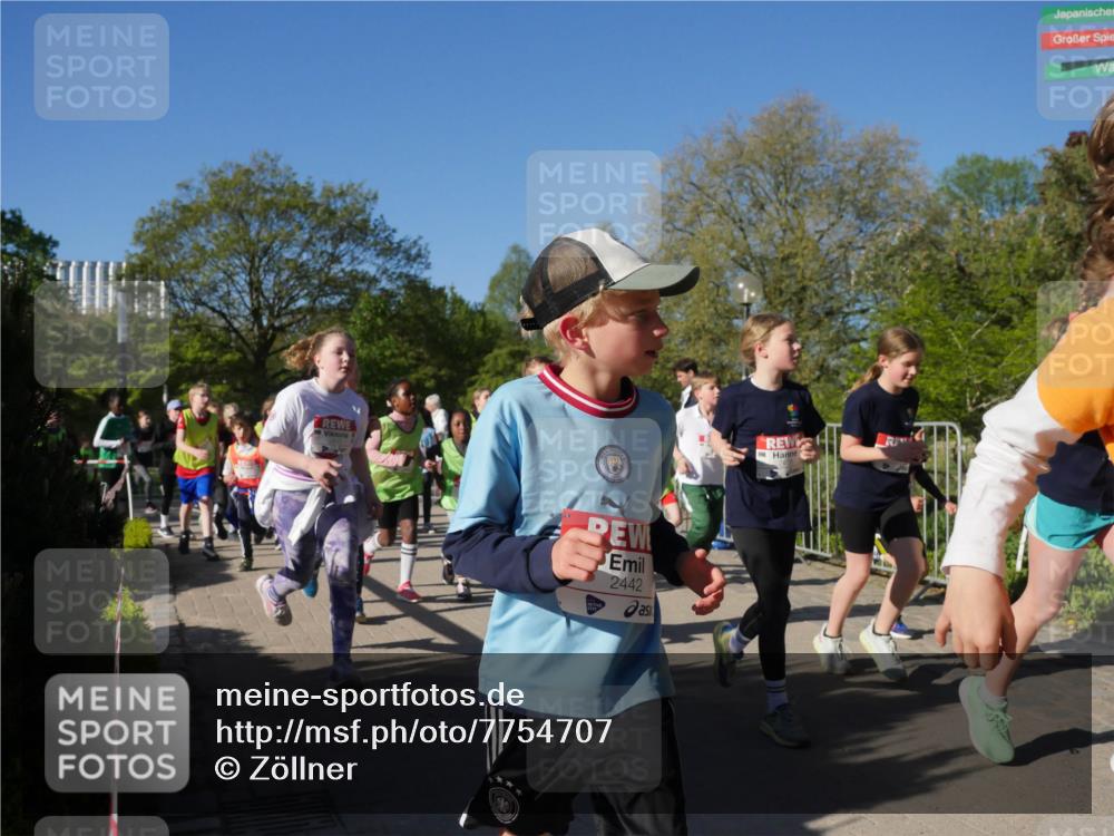 25.04.2025 - Das Zehntel Zöllner http://msf.ph/oto/7754707 26.04.2025 08:46:16 Laufen 2442 meine-sportfotos.de