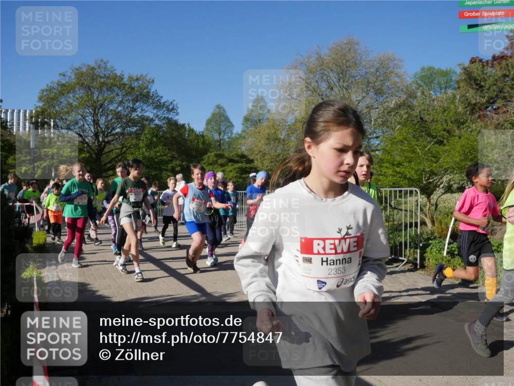 25.04.2025 - Das Zehntel Zöllner http://msf.ph/oto/7754847 26.04.2025 08:46:31 Laufen 2353 meine-sportfotos.de
