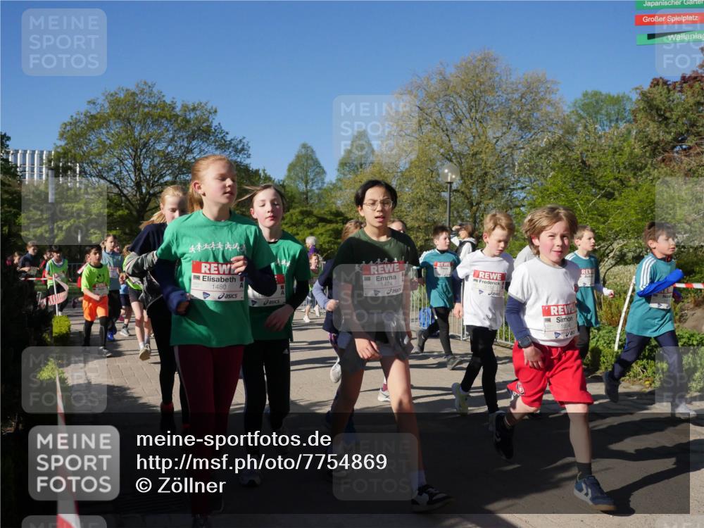 25.04.2025 - Das Zehntel Zöllner http://msf.ph/oto/7754869 26.04.2025 08:46:33 Laufen 1480, 1474, 1694 meine-sportfotos.de