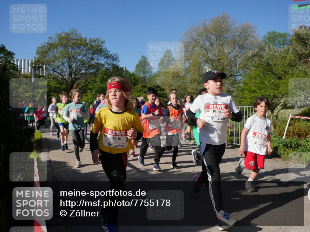 25.04.2025 - Das Zehntel Zöllner http://msf.ph/oto/7755178 26.04.2025 08:47:06 Laufen 2241, 2192, 1688 meine-sportfotos.de