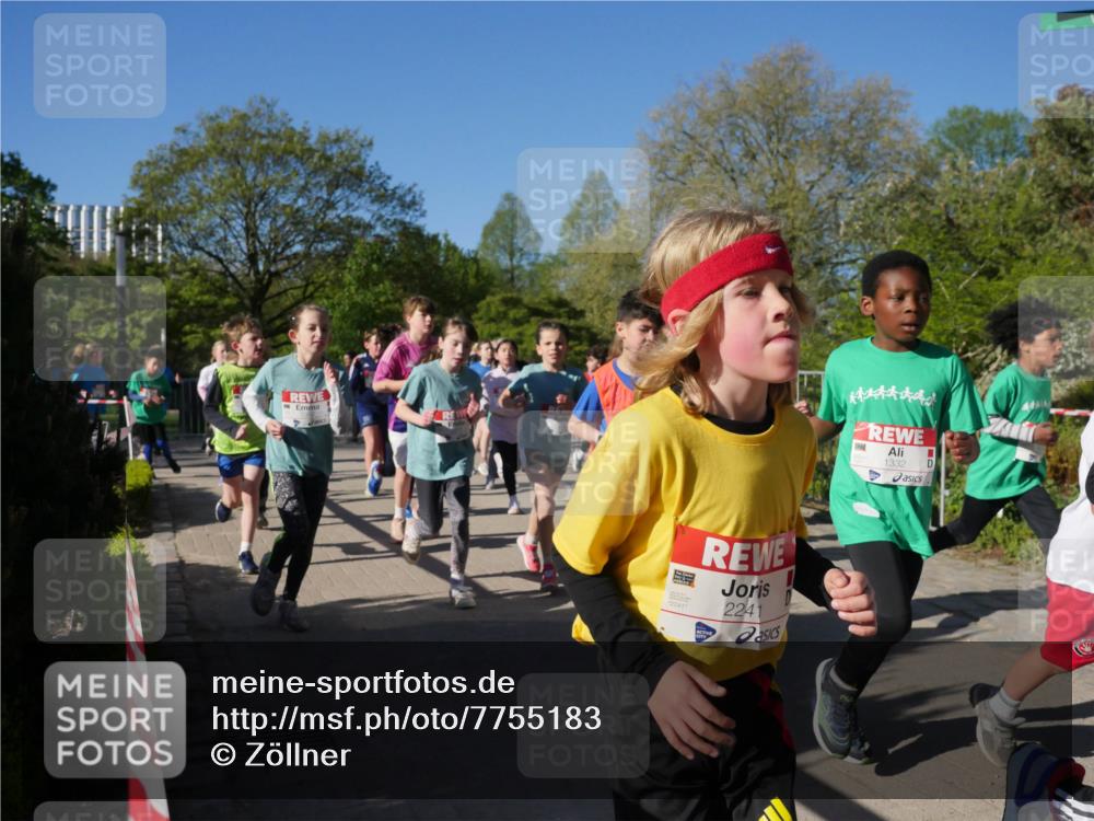 25.04.2025 - Das Zehntel Zöllner http://msf.ph/oto/7755183 26.04.2025 08:47:06 Laufen 2241, 1332 meine-sportfotos.de
