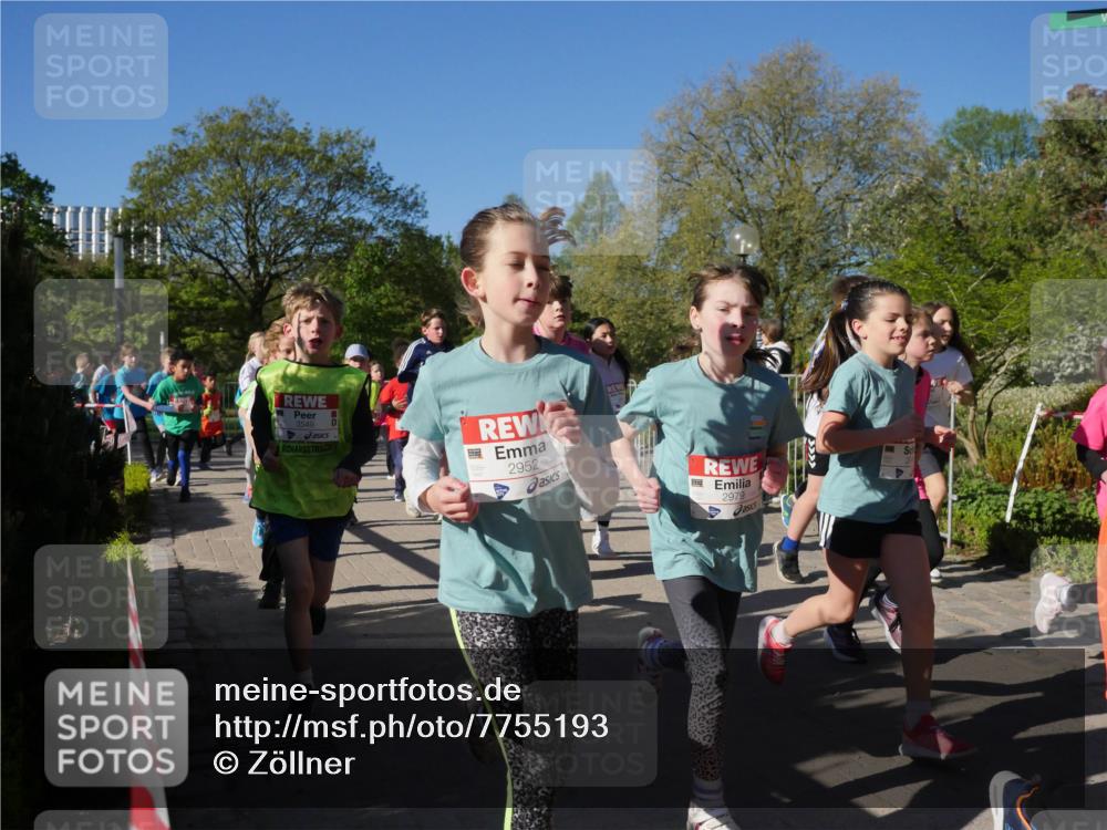 25.04.2025 - Das Zehntel Zöllner http://msf.ph/oto/7755193 26.04.2025 08:47:07 Laufen 3549, 2952, 2979 meine-sportfotos.de