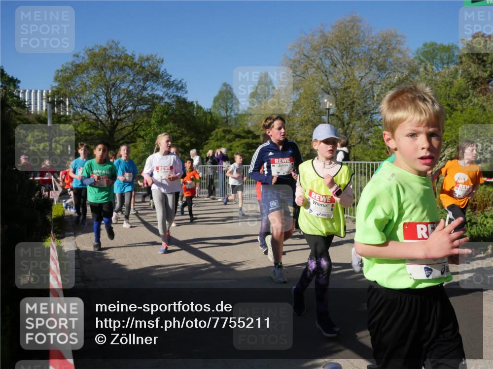 25.04.2025 - Das Zehntel Zöllner http://msf.ph/oto/7755211 26.04.2025 08:47:09 Laufen 3157, 252 meine-sportfotos.de