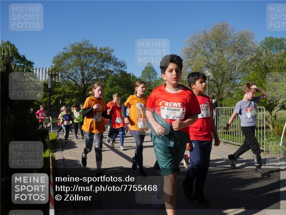 25.04.2025 - Das Zehntel Zöllner http://msf.ph/oto/7755468 26.04.2025 08:47:34 Laufen 2186, 1791 meine-sportfotos.de