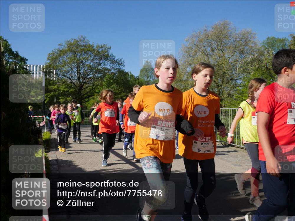 25.04.2025 - Das Zehntel Zöllner http://msf.ph/oto/7755478 26.04.2025 08:47:35 Laufen 3771, 3797 meine-sportfotos.de