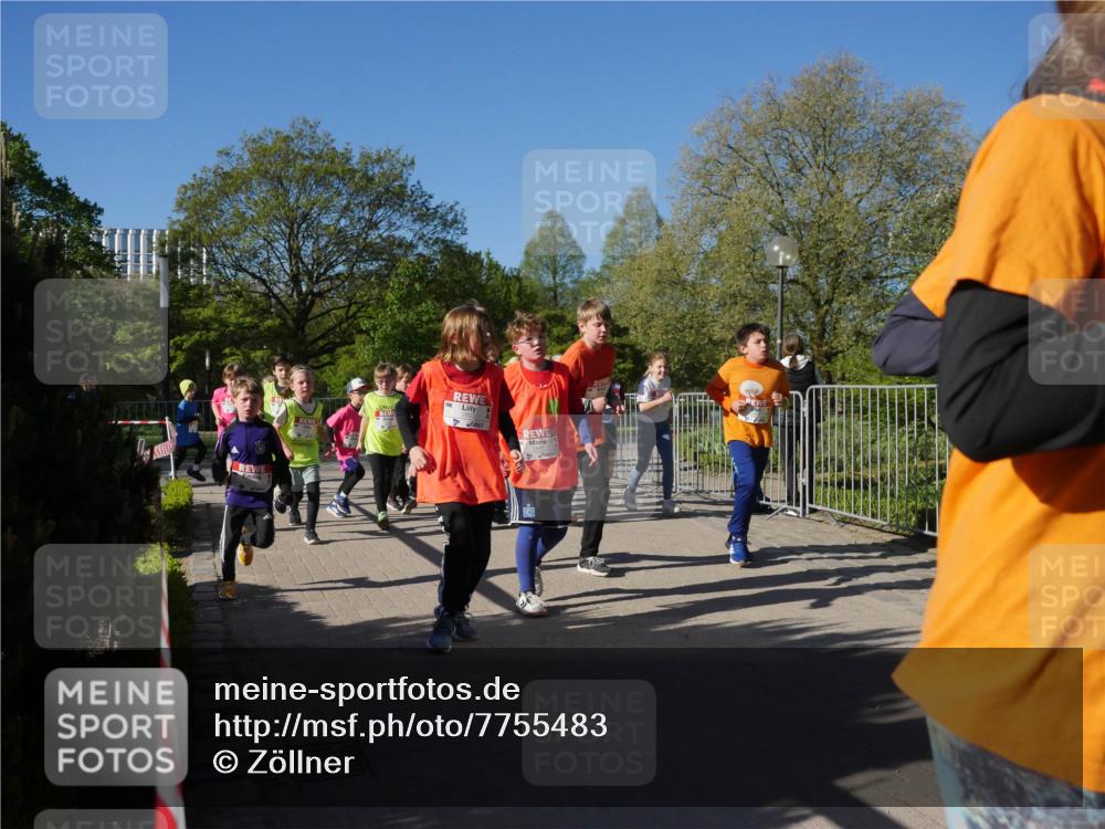 25.04.2025 - Das Zehntel Zöllner http://msf.ph/oto/7755483 26.04.2025 08:47:35 Laufen  meine-sportfotos.de