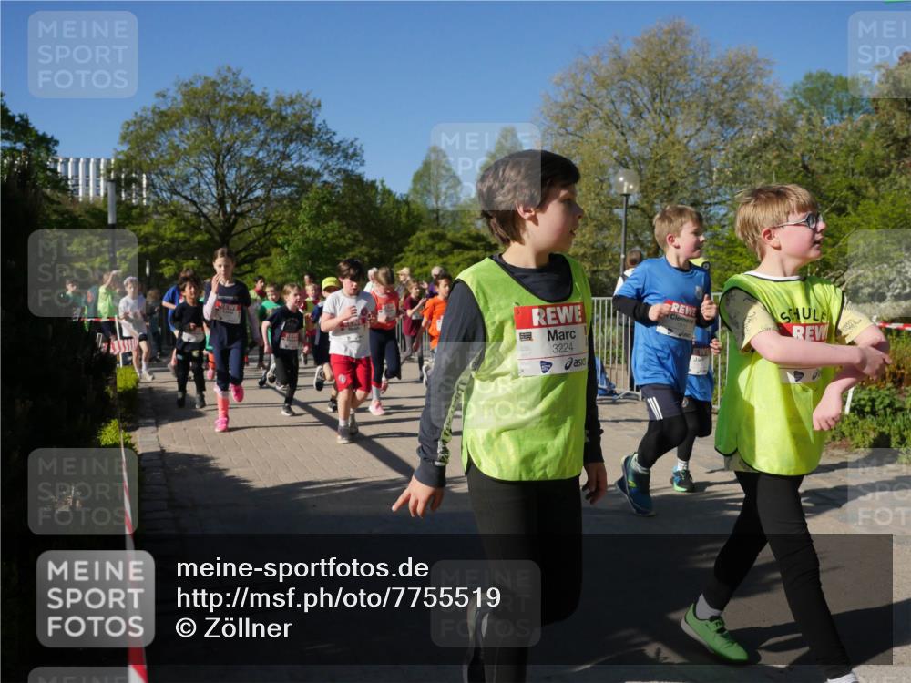 25.04.2025 - Das Zehntel Zöllner http://msf.ph/oto/7755519 26.04.2025 08:47:40 Laufen 3224 meine-sportfotos.de