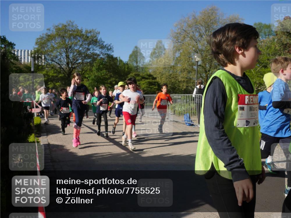 25.04.2025 - Das Zehntel Zöllner http://msf.ph/oto/7755525 26.04.2025 08:47:40 Laufen 3224 meine-sportfotos.de