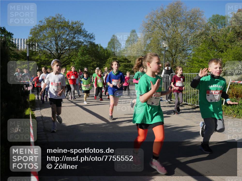 25.04.2025 - Das Zehntel Zöllner http://msf.ph/oto/7755552 26.04.2025 08:47:43 Laufen 1378, 1396 meine-sportfotos.de