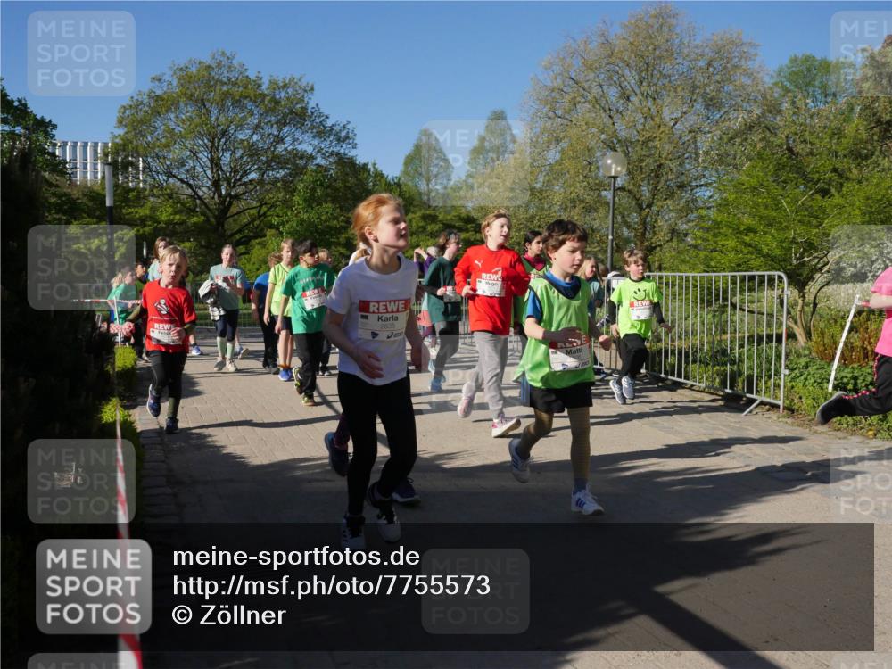 25.04.2025 - Das Zehntel Zöllner http://msf.ph/oto/7755573 26.04.2025 08:47:45 Laufen 2835 meine-sportfotos.de