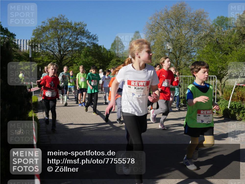 25.04.2025 - Das Zehntel Zöllner http://msf.ph/oto/7755578 26.04.2025 08:47:45 Laufen 2835, 1506 meine-sportfotos.de