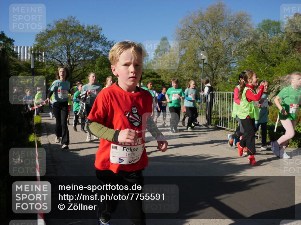 25.04.2025 - Das Zehntel Zöllner http://msf.ph/oto/7755591 26.04.2025 08:47:47 Laufen 1678, 1, 1678 meine-sportfotos.de