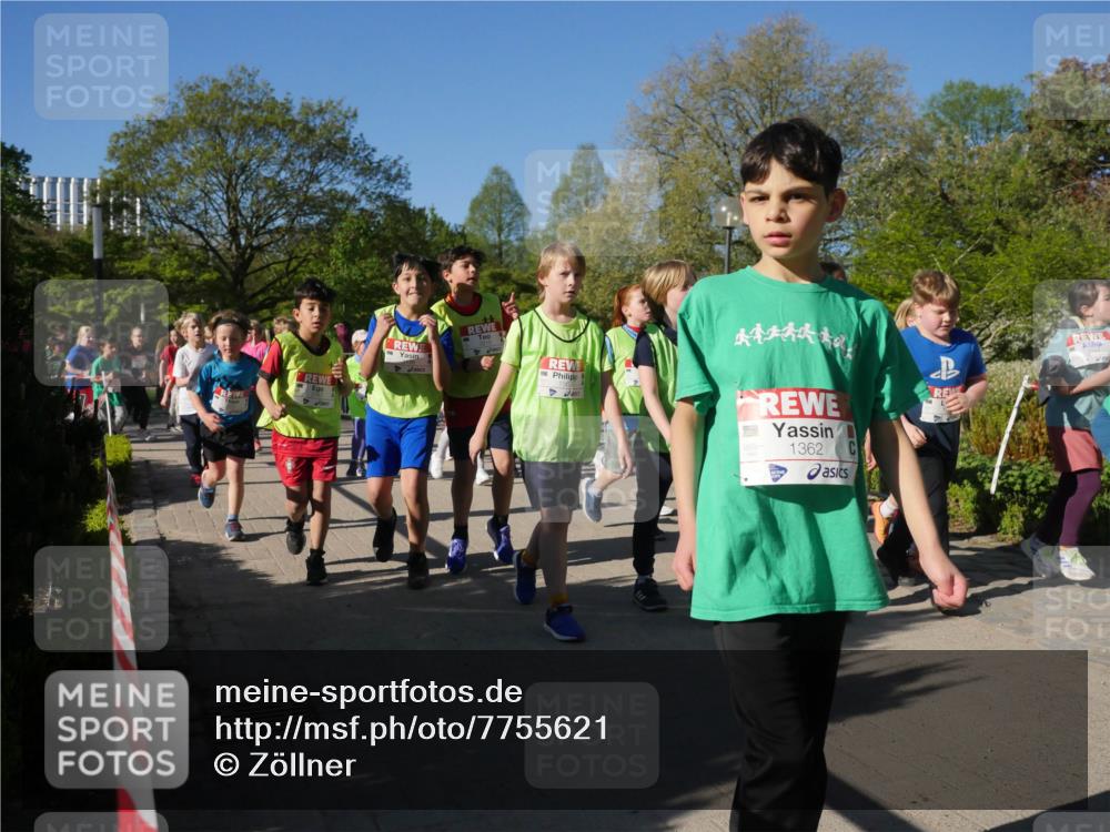 25.04.2025 - Das Zehntel Zöllner http://msf.ph/oto/7755621 26.04.2025 08:47:49 Laufen 1362, 10 meine-sportfotos.de